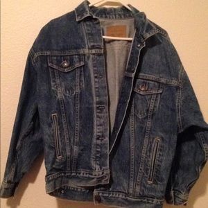 Really cute vintage Levi's Jacket